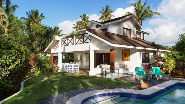Familievilla, 3 soverom, privat basseng, ved stranden | 3 soverom og wi-fi (inkludert)