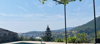 Charming house with sea and mountain views and private pool