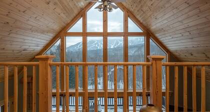 Bear Ridge- Spacious Chalet Minutes to Sunday River