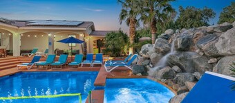 Bar,Basketball,Pickleball,Privacy,G’room,Sleeps20