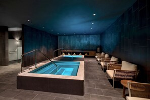 Couples treatment rooms, sauna, steam room