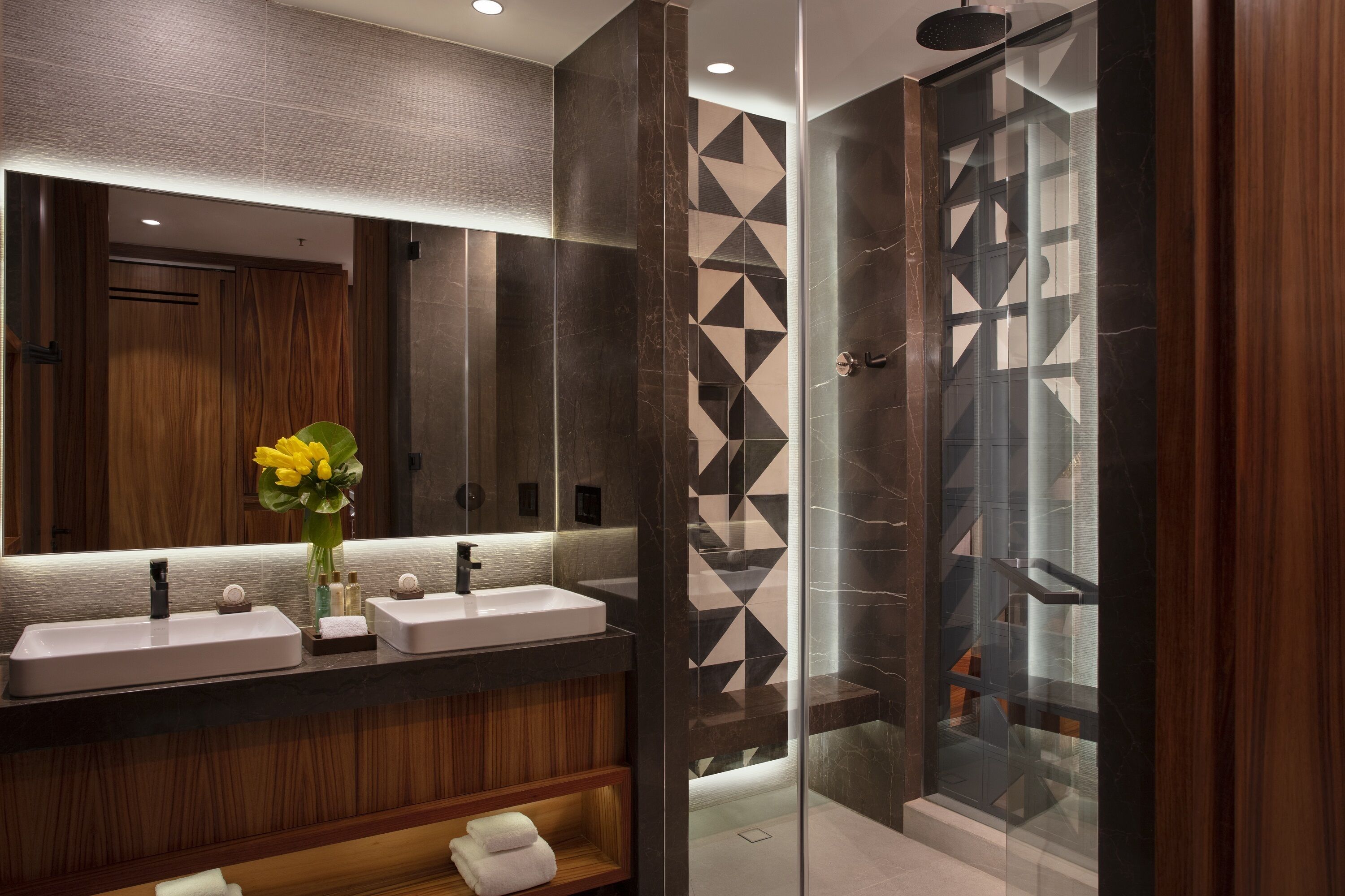 Shower, free toiletries, hair dryer, bathrobes