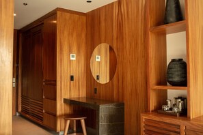 Hypo-allergenic bedding, free minibar, in-room safe, blackout drapes