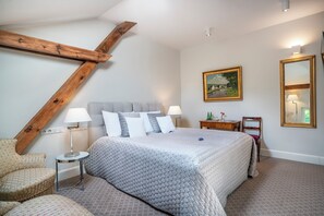 1 bedroom, iron/ironing board, travel cot, WiFi - Manowce Palace - Double or Twin Room, Room 12 (Nowe Warpno)