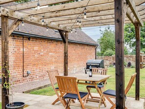 Outdoor dining - The Coach House - UK32461 (Myddle, near Shrewsbury)