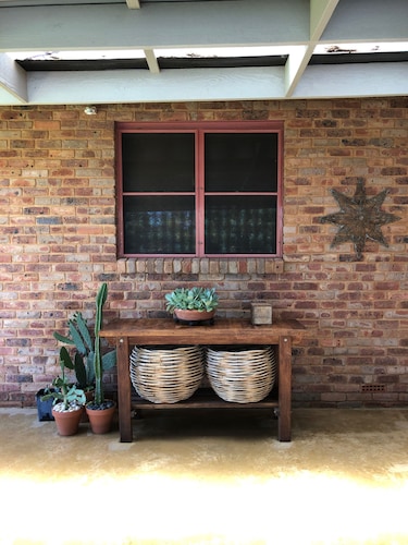 Labanna Retreat<br> Peaceful, safe, rural setting