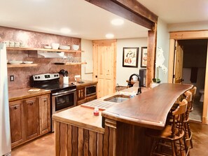 Fridge, microwave, oven, stovetop - Guest suite attached to log home in the FOREST (Missoula)