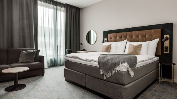 Down duvets, minibar, in-room safe, blackout curtains