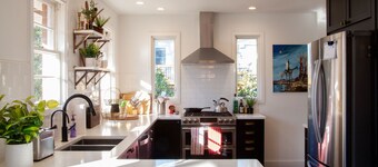 Greenaway House - Close to Dtwn Cville!