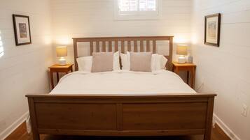 4 bedrooms, WiFi, bed sheets