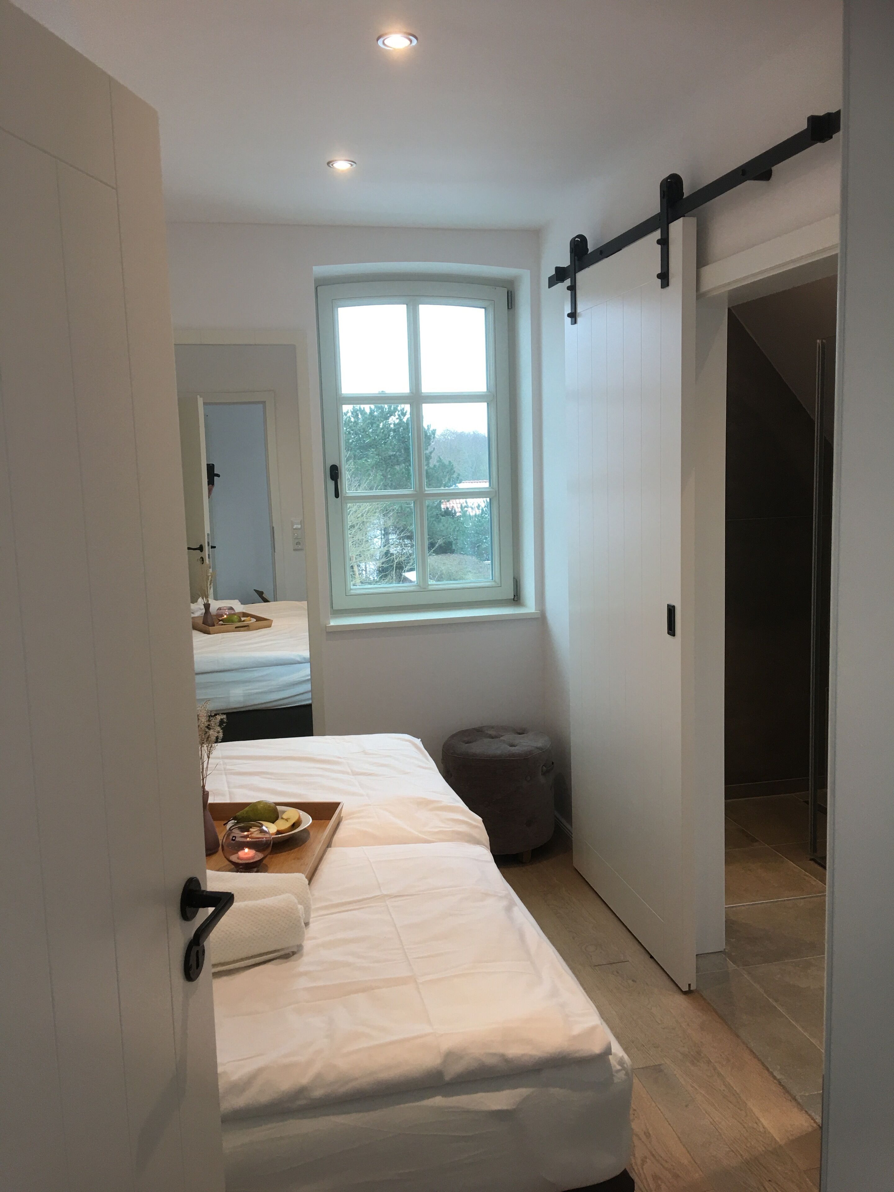 2 chambres, fer et planche à repasser, Wi-Fi, draps fournis