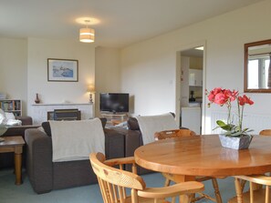 Dining - 3 bedroom accommodation in Austwick, near Settle (Austwick, near Settle)
