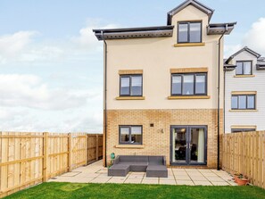 Terrace/patio - 4 bedroom accommodation in Amble (Amble)