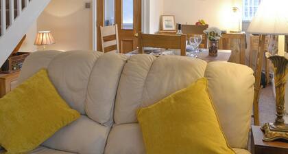 2 bedroom accommodation in North Cave