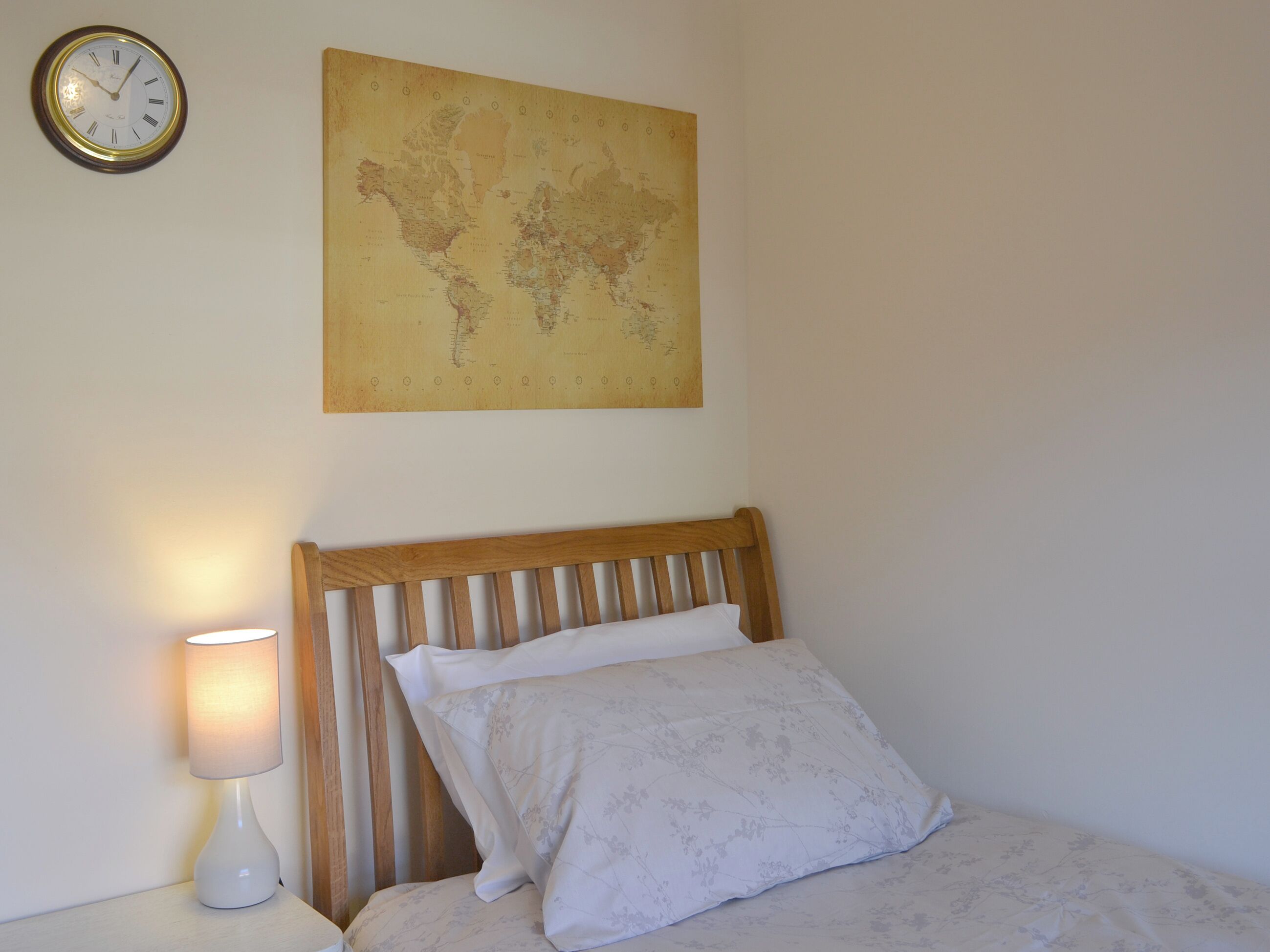 2 habitaciones, wifi gratis y ropa de cama 