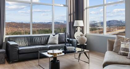 Luxurious Large Home, Perfect for Your Group