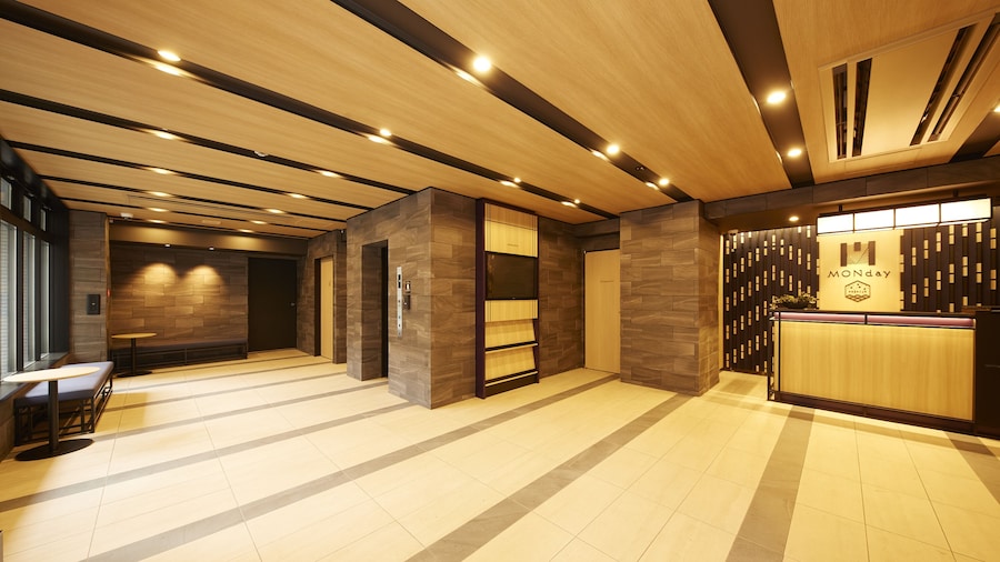 MONday Apart Premium GINZA SHINTOMICHO