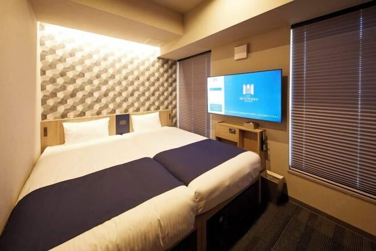 In-room safe, desk, iron/ironing board, free WiFi
