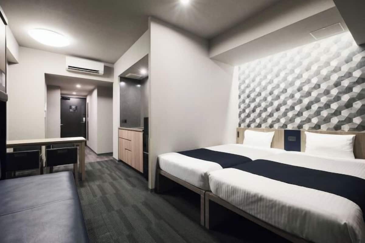 In-room safe, desk, iron/ironing board, free WiFi