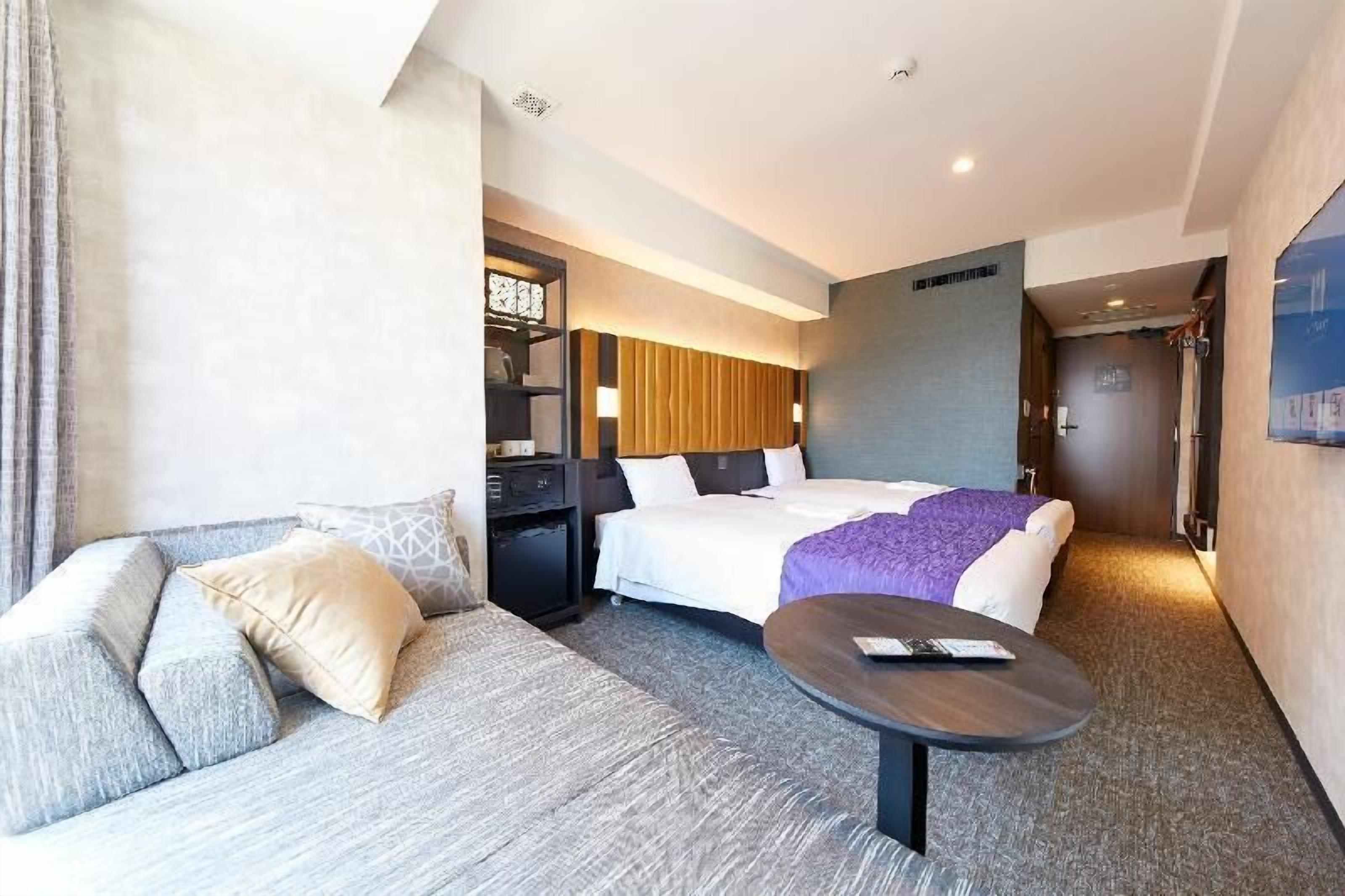 In-room safe, free WiFi, bed sheets