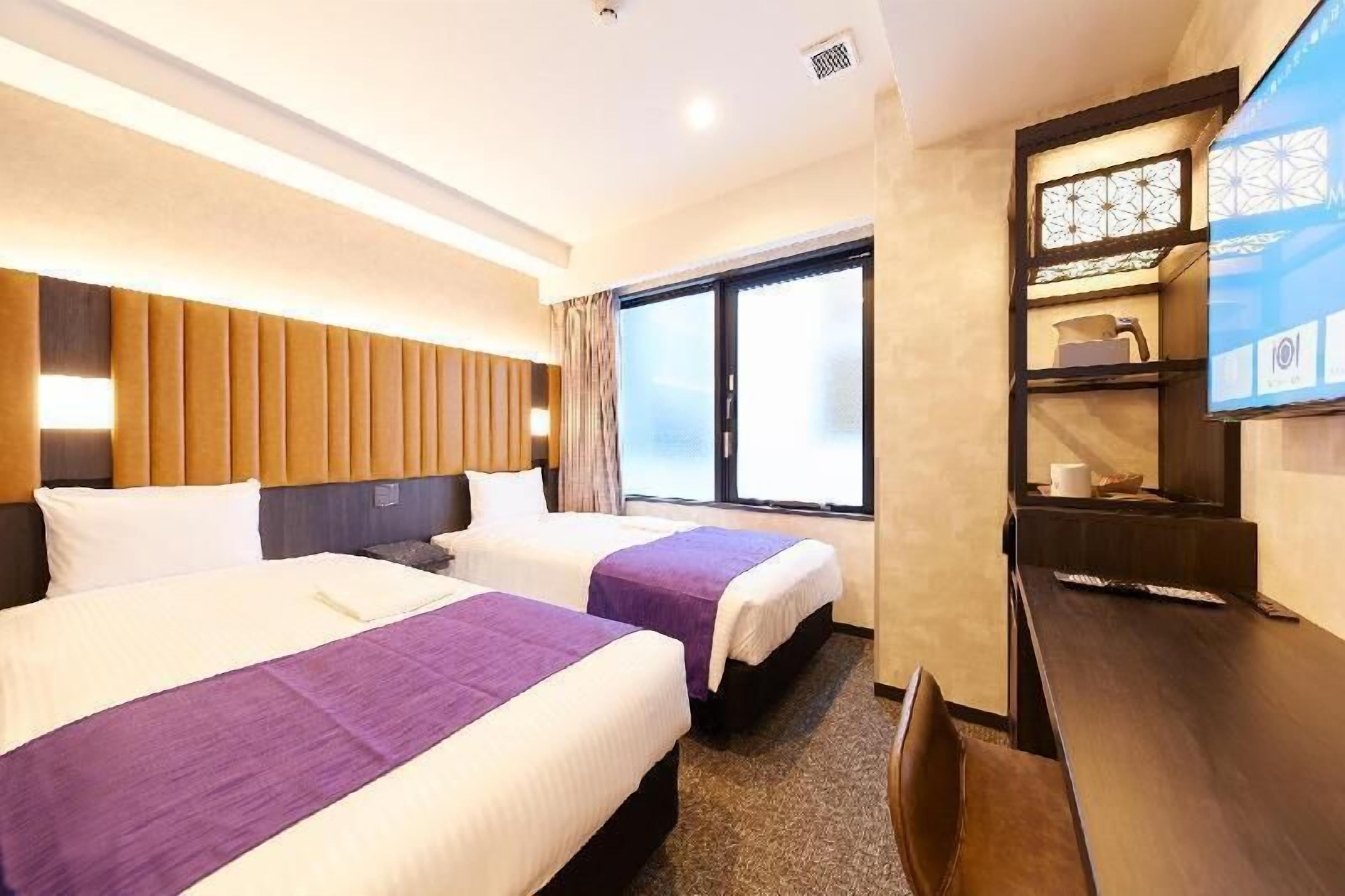 In-room safe, free WiFi, bed sheets