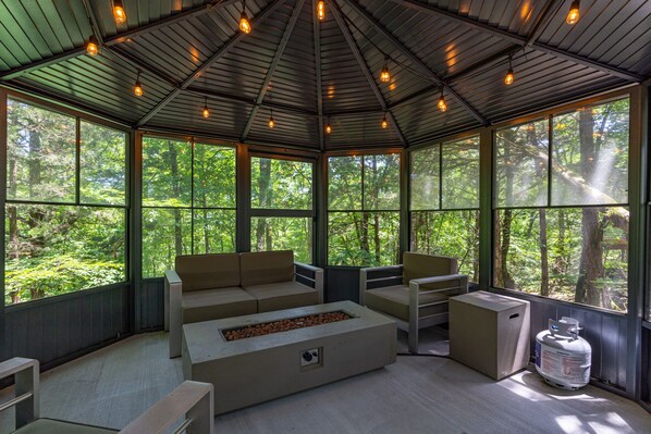 Spa - Modern High End Cabin #2 on Horsehead Lake (Clarksville)