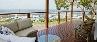 Stunning water views with heated swim/spa near to public boat-ramp, beach, shops