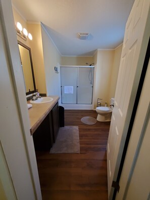 Bathroom - "EL PARCHE"  Family Farmhouse (Fort Myers)