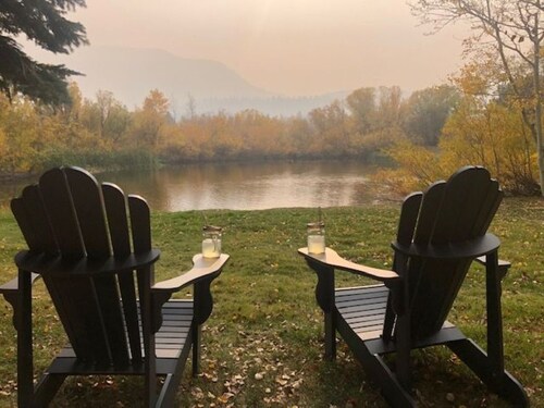 Snowcreek with view of Mammoth Mountain! - Sleeps 6