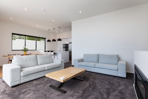 TV connectée, cheminée, Netflix, services de streaming