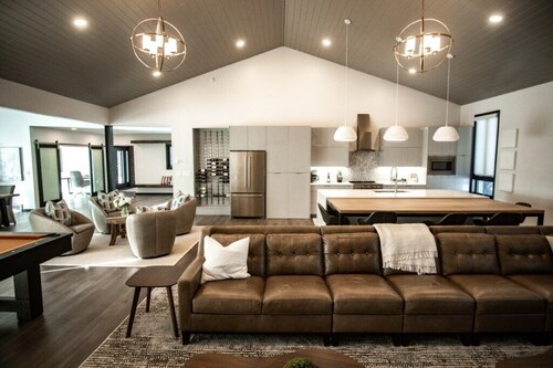 Incredible home on Ottertail Lake!!