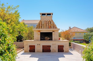 Apartment (Two Bedroom Apartment with Terrace) | Exterior