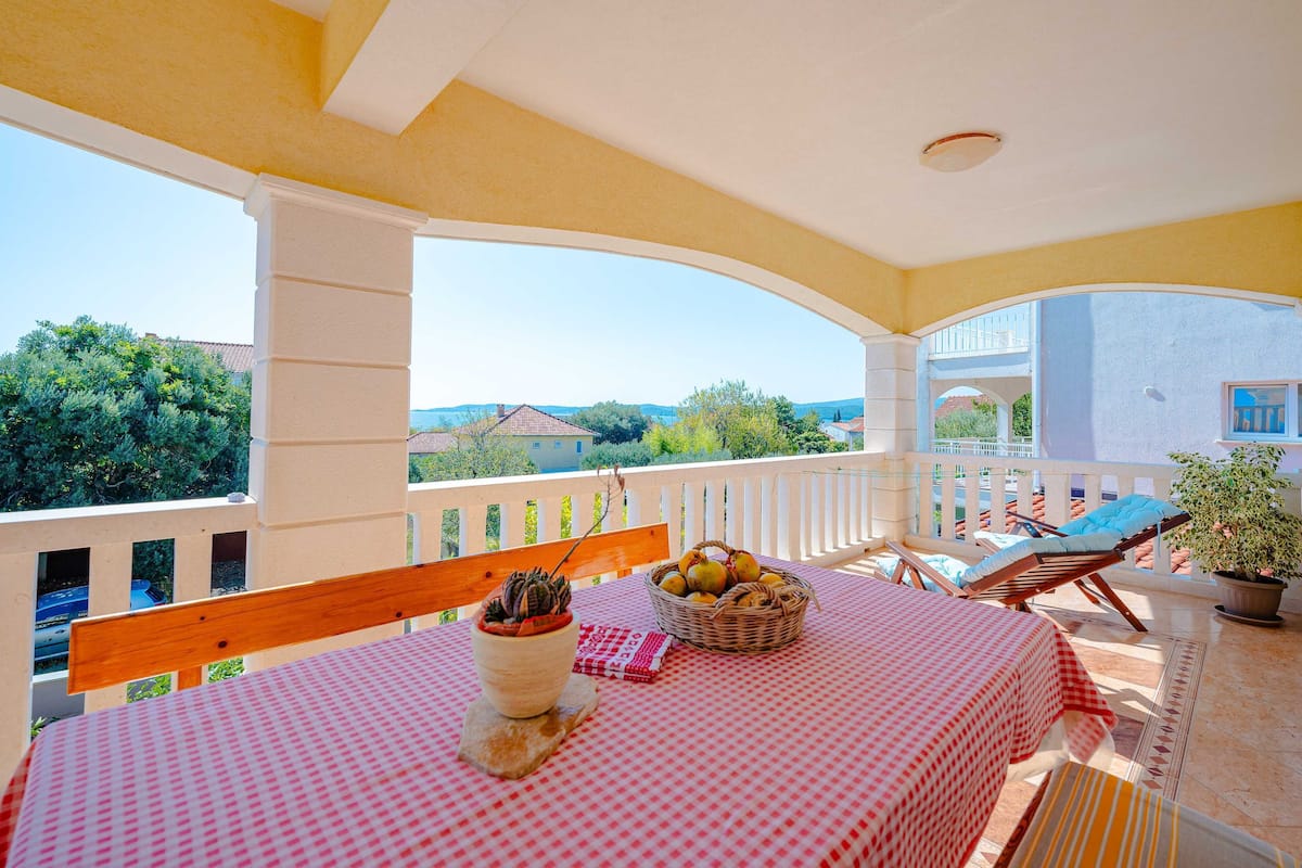 Appartamento (Two Bedroom Apartment with Balcony) | Balcone