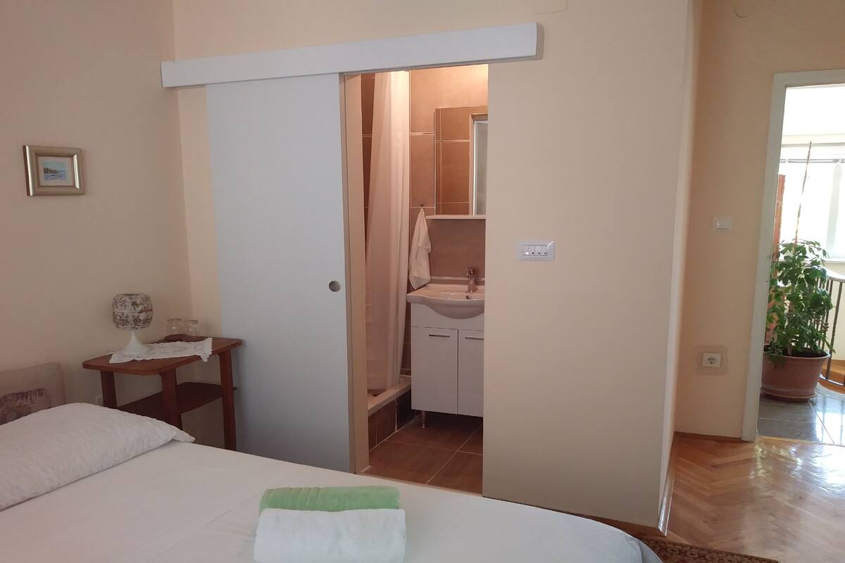 2 bedrooms, free WiFi