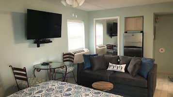 مكواة/لوح كي وواي فاي مجانًا وملاءات أسرّة