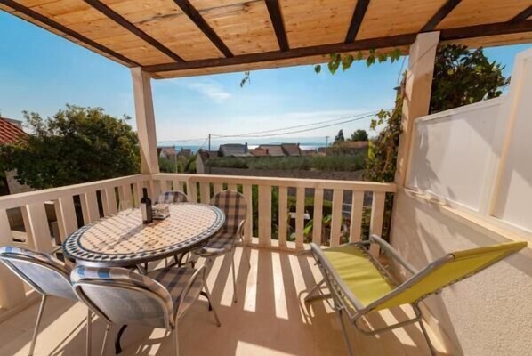 Lägenhet (Standard Apartment with Terrace) | Terrass/Patio