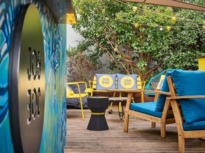 Café da manhã, almoço e jantar; culinária italiana 