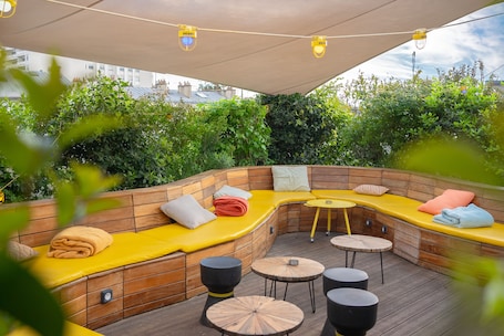 Exterior. Jo&Joe Paris Nation - Hostel