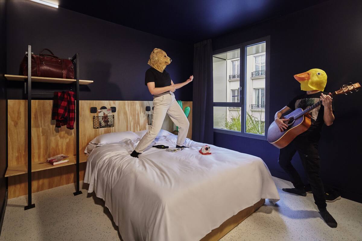 Chambre Double avec salle de bains privée - Accessible aux personnes à mobilité réduite | 암막 커튼, 방음 설비, 무료 유아용 침대, 무료 WiFi