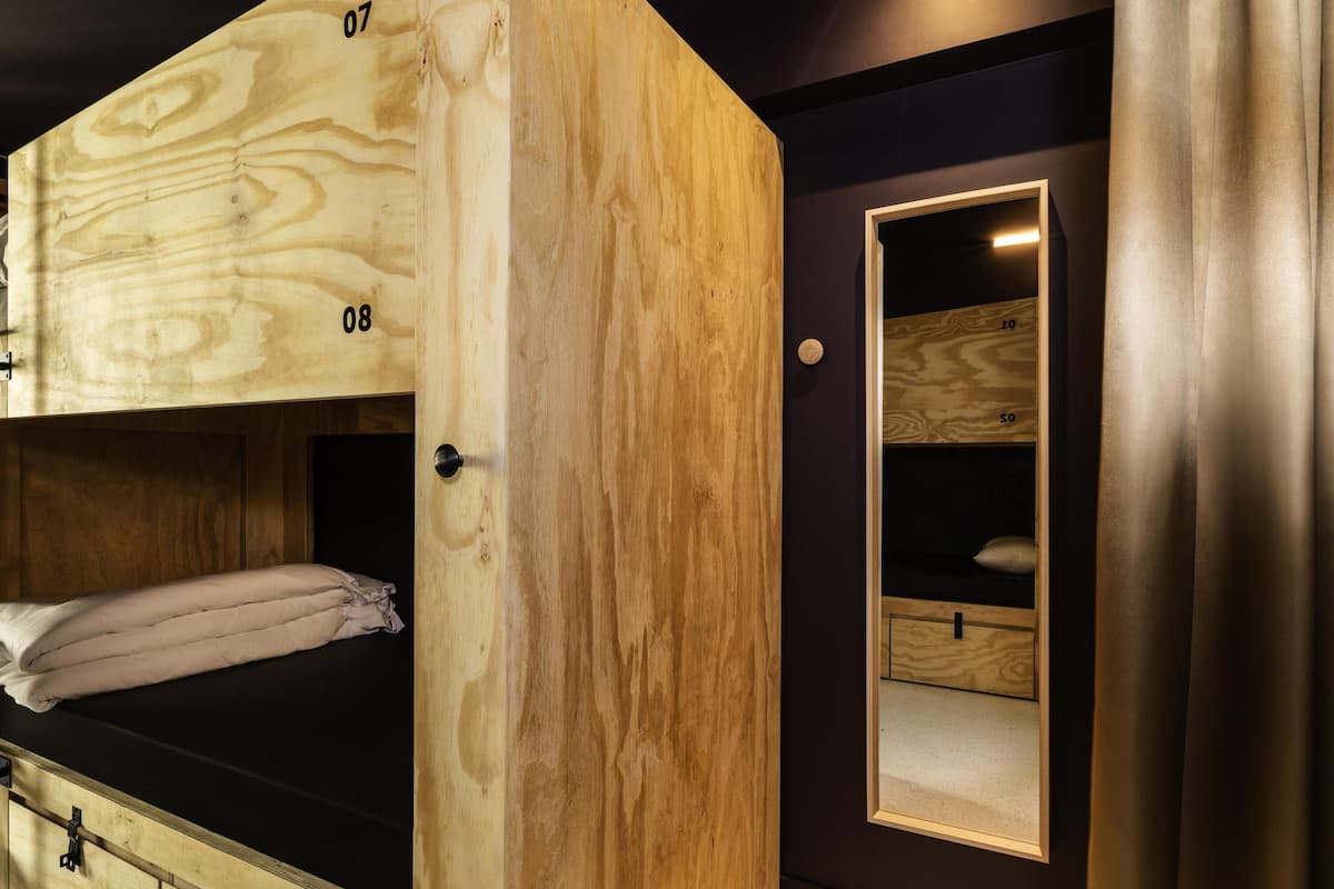 Blackout drapes, soundproofing, free WiFi, bed sheets