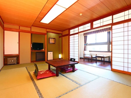 Room. Kakino Onsen Hasshoen Yumotokan