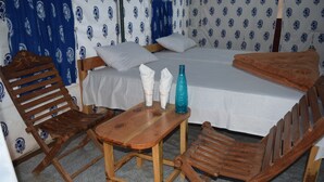 Habitación doble superior | Escritorio