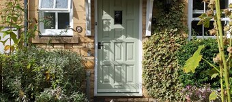 Cosy Carol Cottage Just Off The High Street