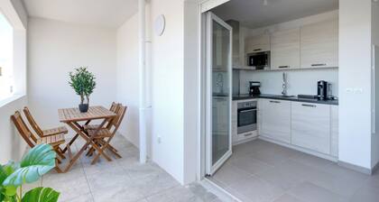 EUROMED 2 - Grand T3 avec 2 balcons, Parking, Conc