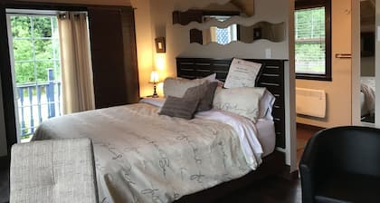 Suite St-Maurice, private spa