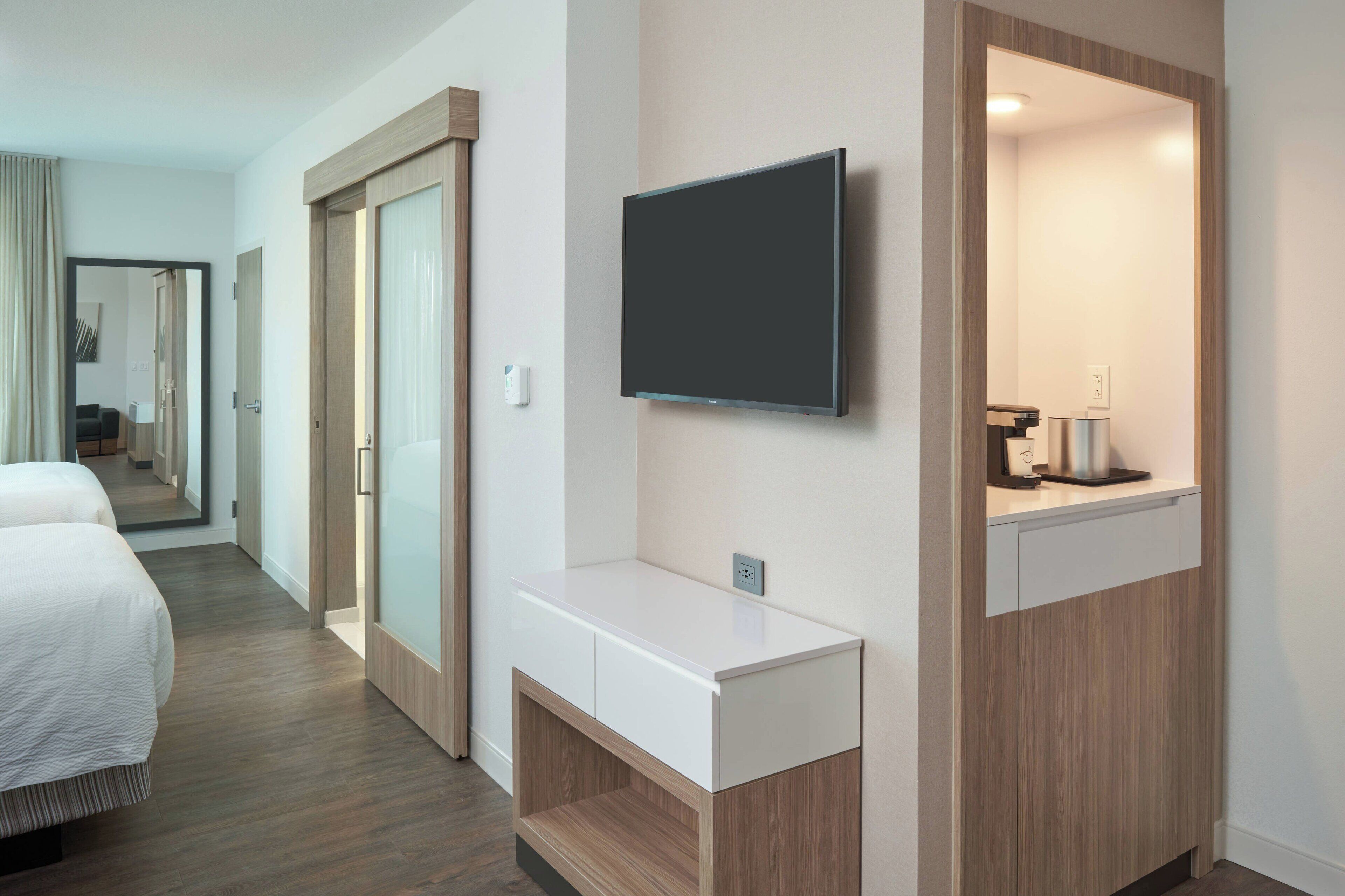 1 bedroom, individually furnished, desk, laptop workspace