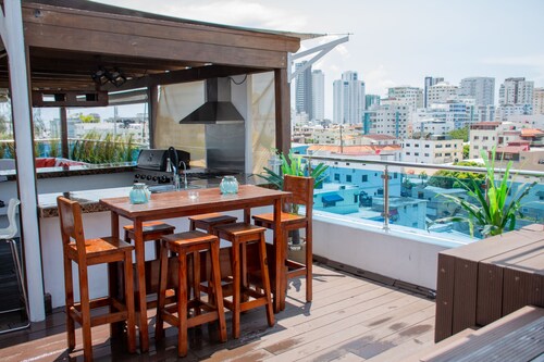 8 Bedrooms Penthouse, Jacuzzi & Private Terrace