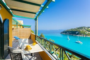 Terrace/patio - Katerina Walk to Beach, Sea Views, A/C (Paxi)