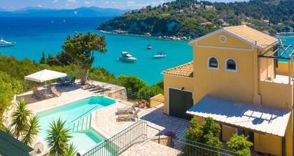 Alexander - Three Bedroom Villa, Sleeps 6