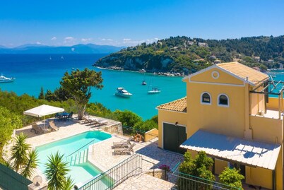 Alexander - Three Bedroom Villa, Sleeps 6